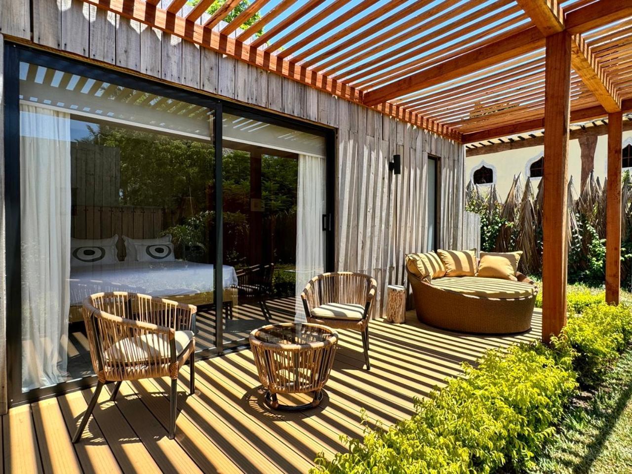 Lalagalu - Beachfront Ecocabins เดียนีบีช ภายนอก รูปภาพ