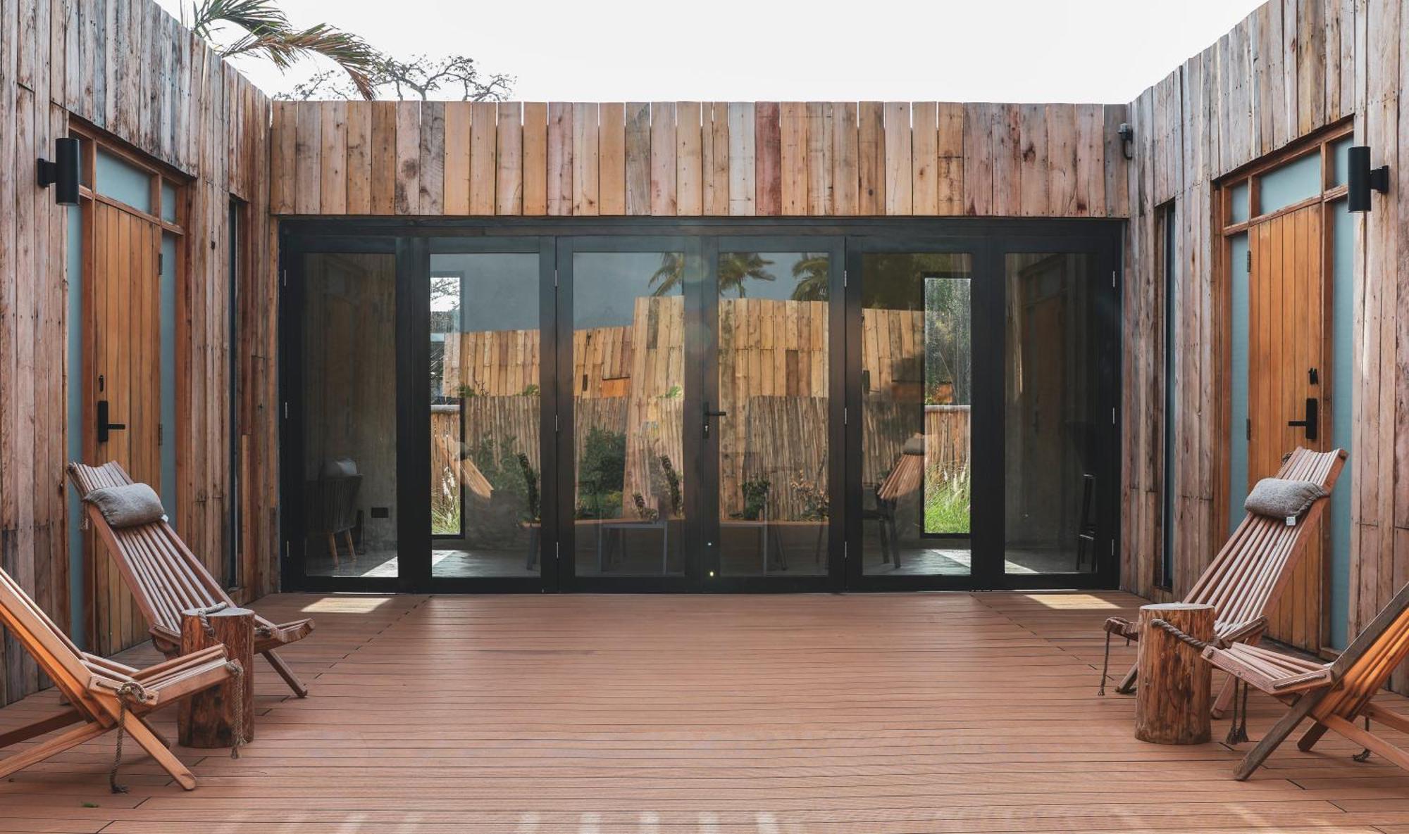 Lalagalu - Beachfront Ecocabins เดียนีบีช ภายนอก รูปภาพ