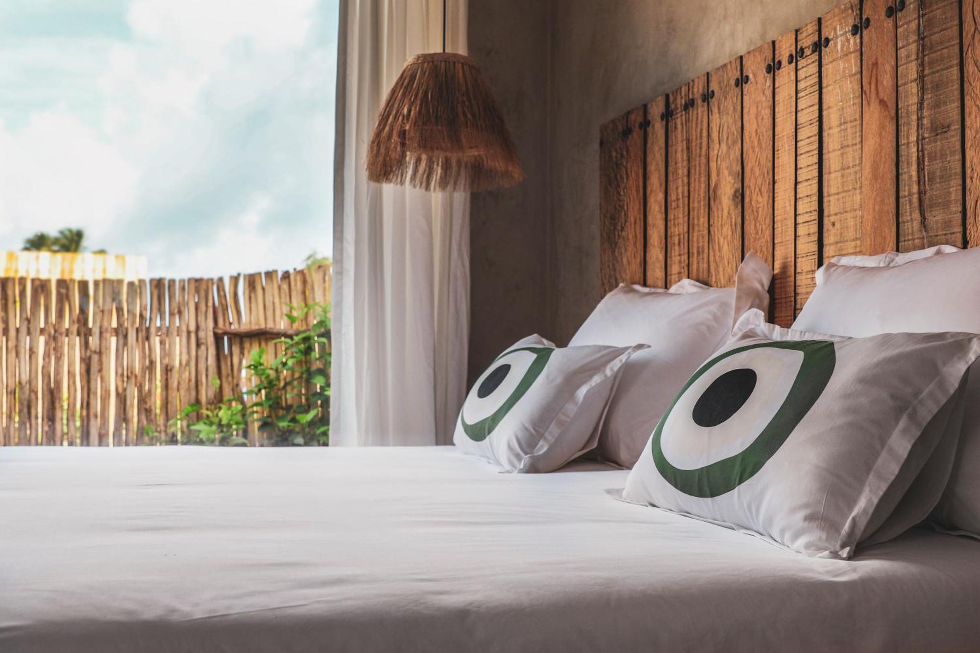 Lalagalu - Beachfront Ecocabins เดียนีบีช ภายนอก รูปภาพ