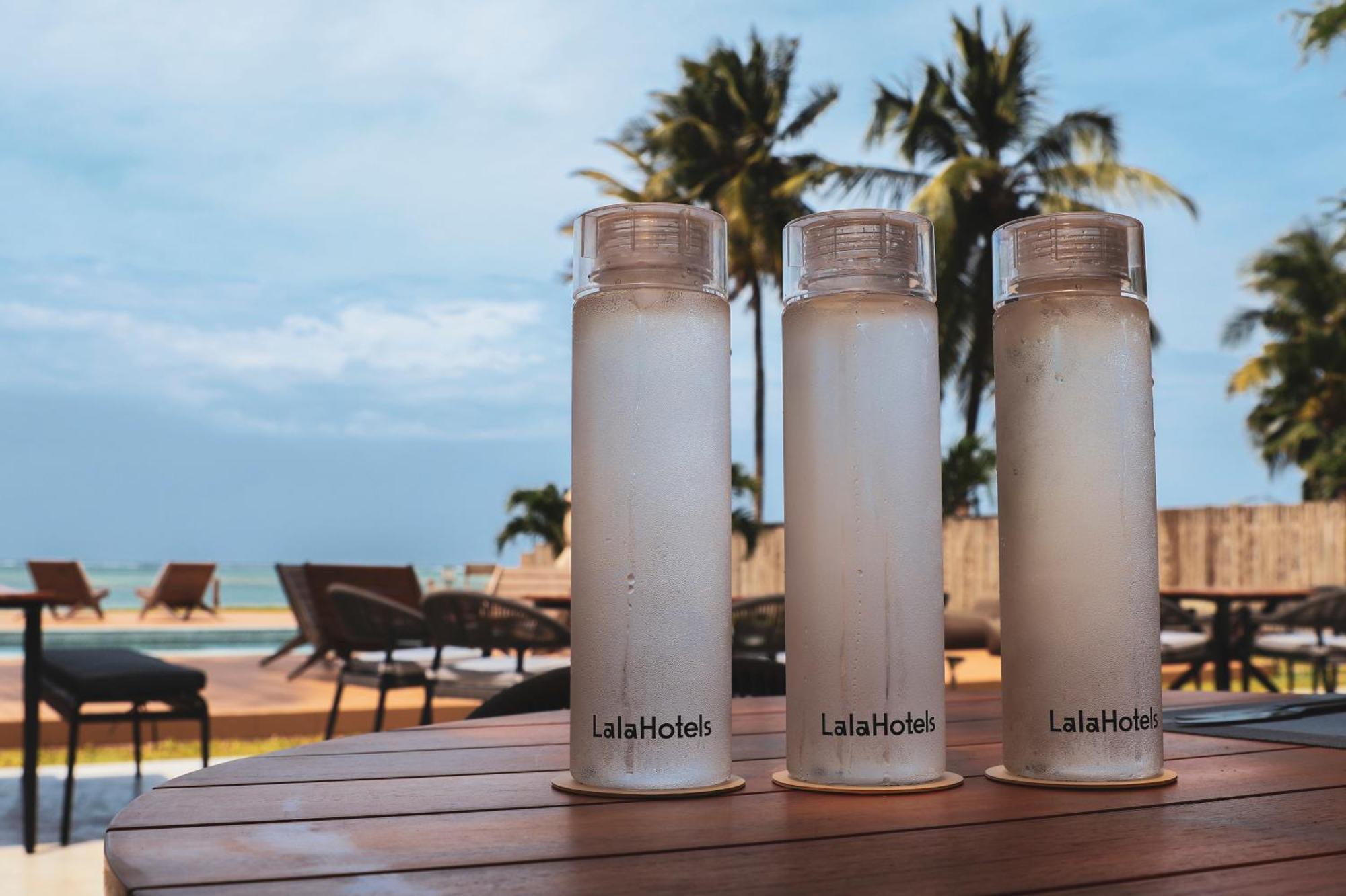 Lalagalu - Beachfront Ecocabins เดียนีบีช ภายนอก รูปภาพ